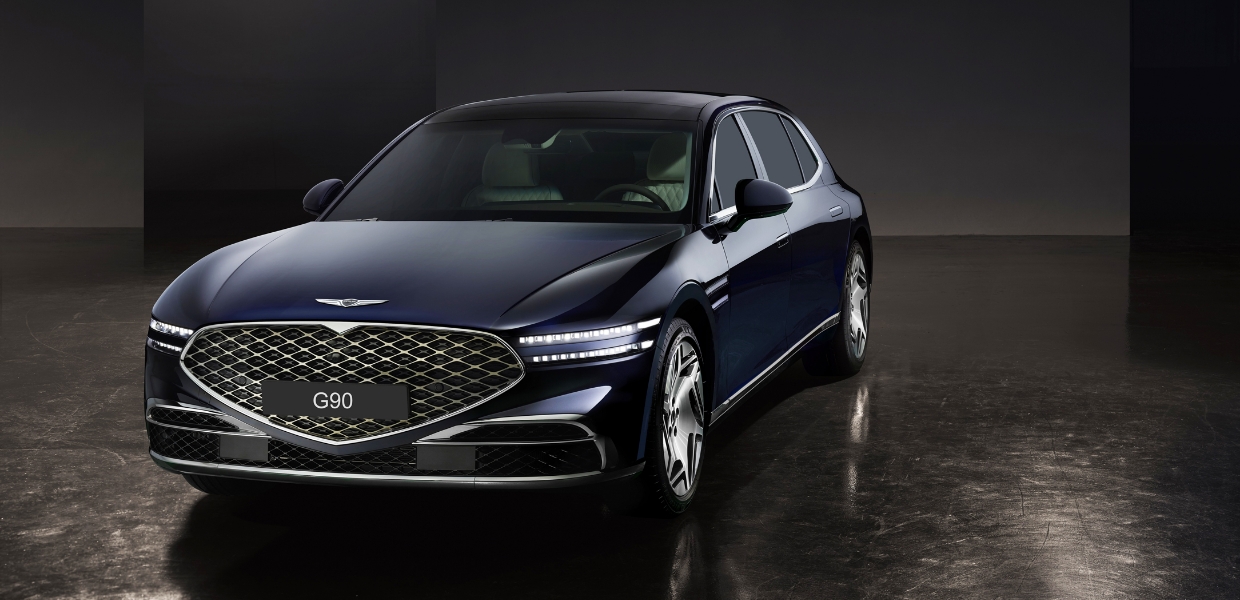 제네시스 G90 롱휠베이스 전측면 모습
