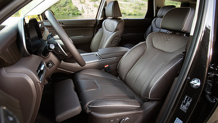 더 뉴 팰리세이드의 운전석 시트 모습