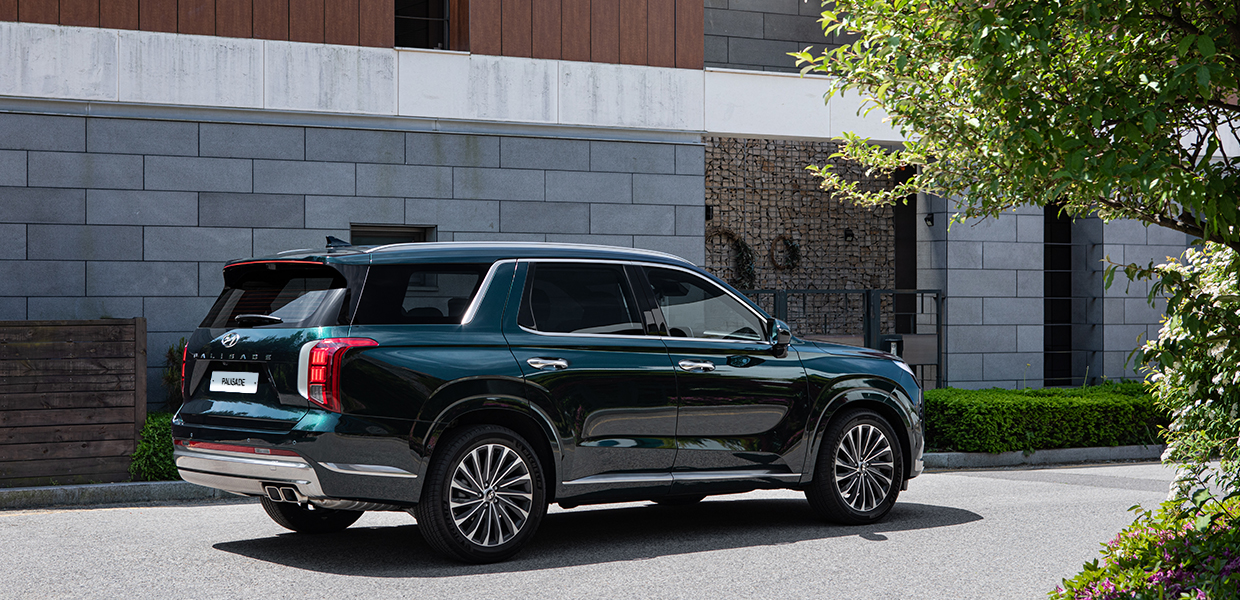 더 뉴 팰리세이드 후측면 모습