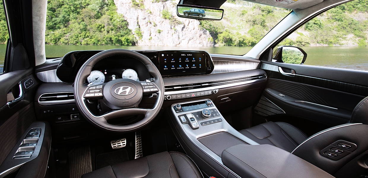 현대차 팰리세이드의 대시보드 모습