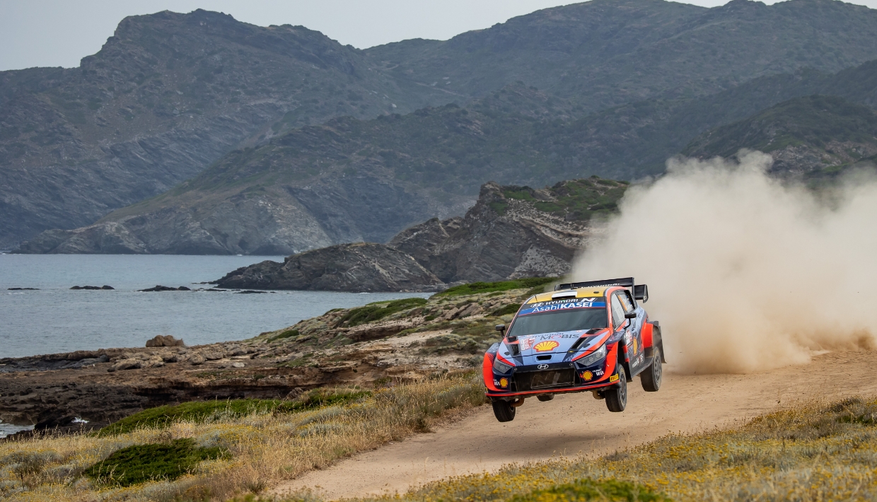 The Hyundai i20 N WRC Rally 1 runs on the Italian island of Sardinia