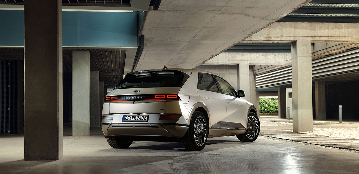 현대차 아이오닉 5의 뒷모습