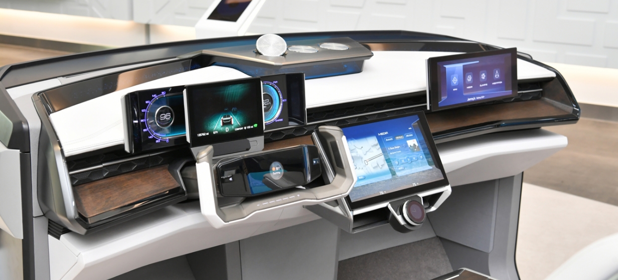 현대모비스의 엠빅스와 스마트캐빈 제어기