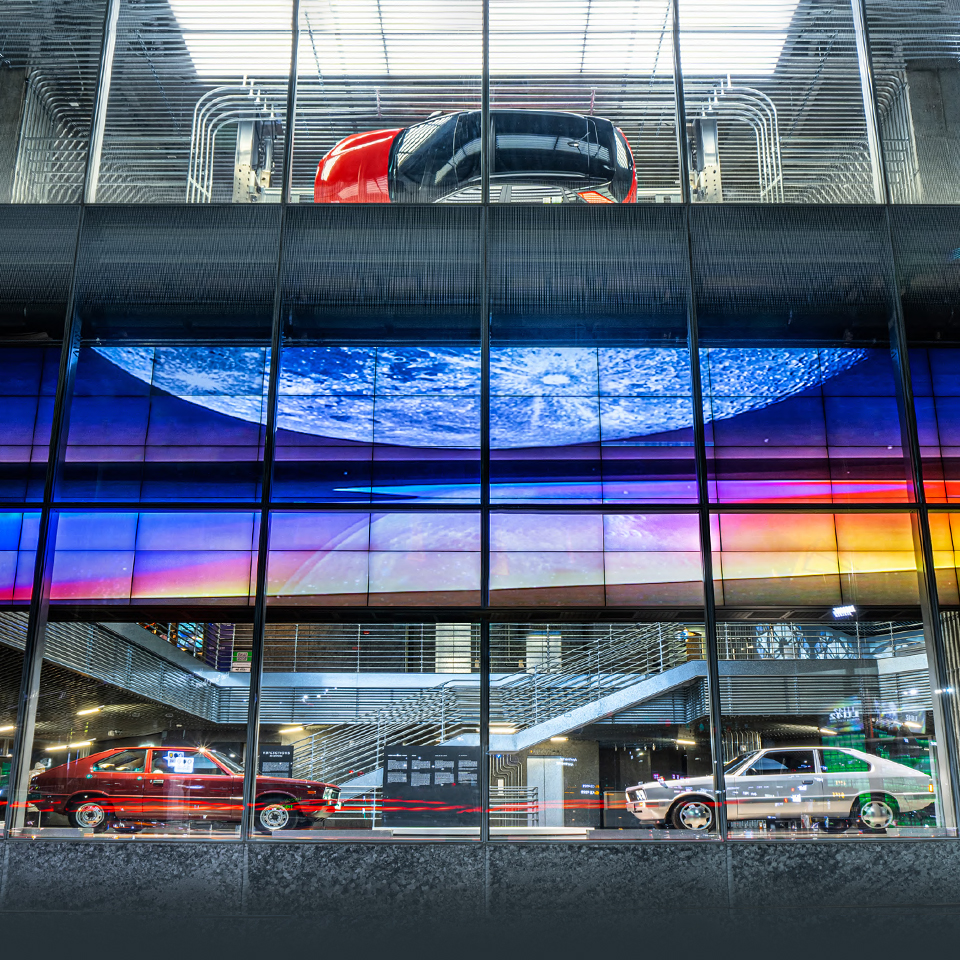 Exterior view of Hyundai Motorstudio Seoul