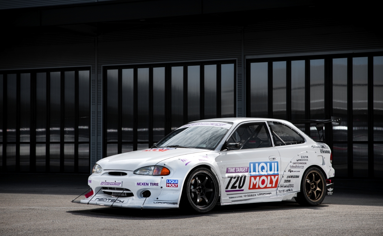 엑센트 경주차의 모습