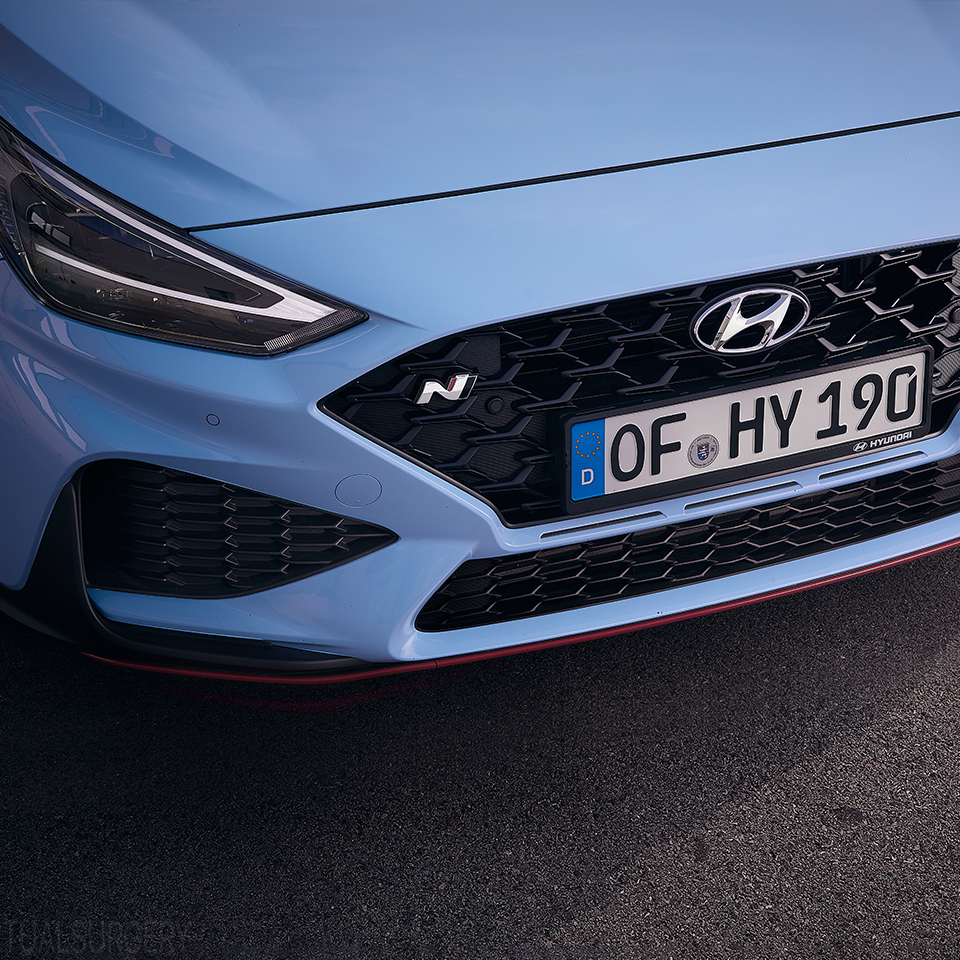 현대차 i30 N의 앞모습