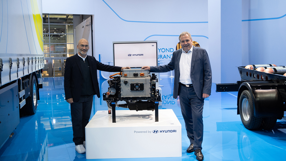 Hyundai and IVECO present the first fuel cell large van at IAA in Hannover as their partnership develops-main