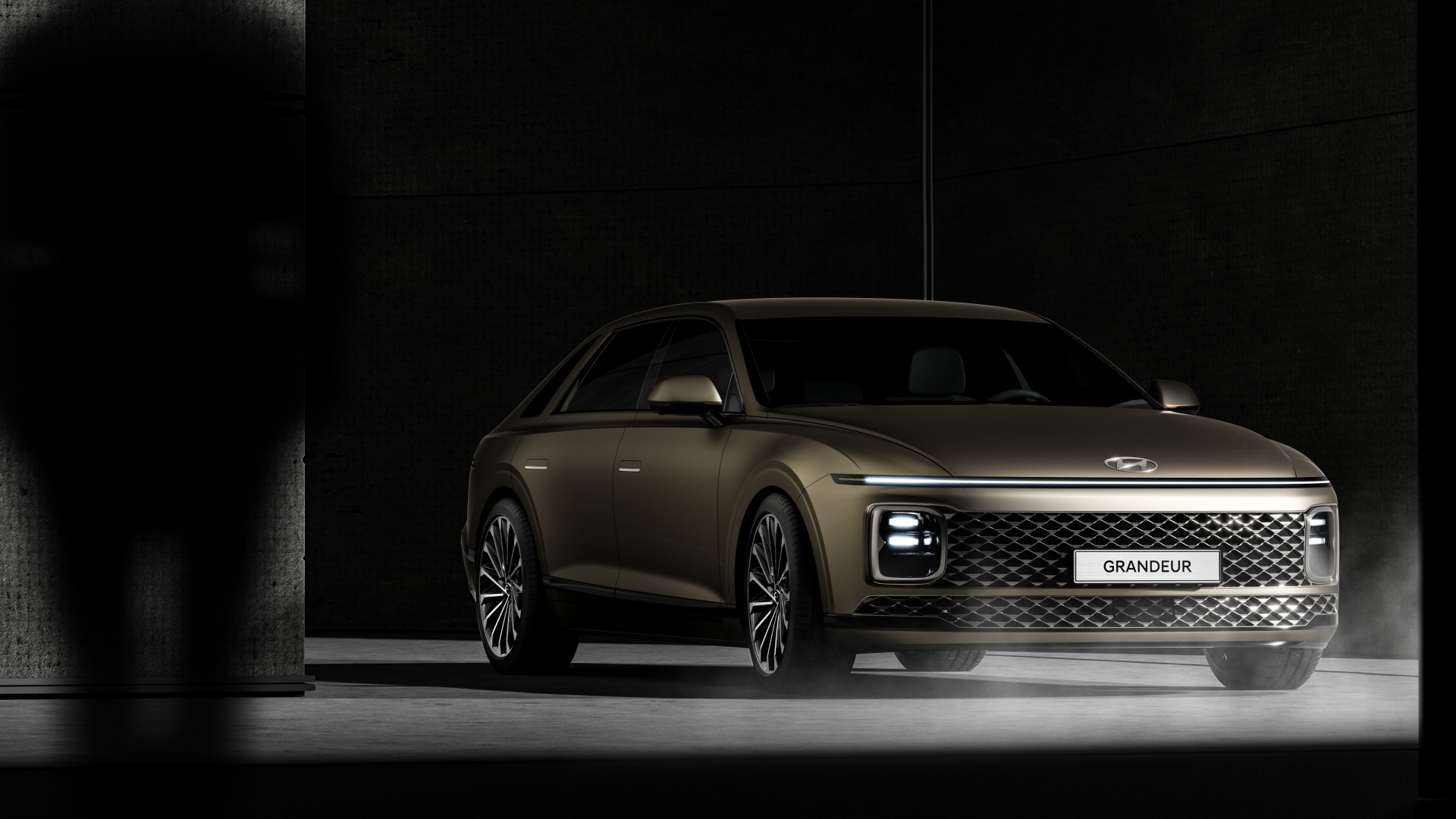 디 올 뉴 그랜저 전측면부