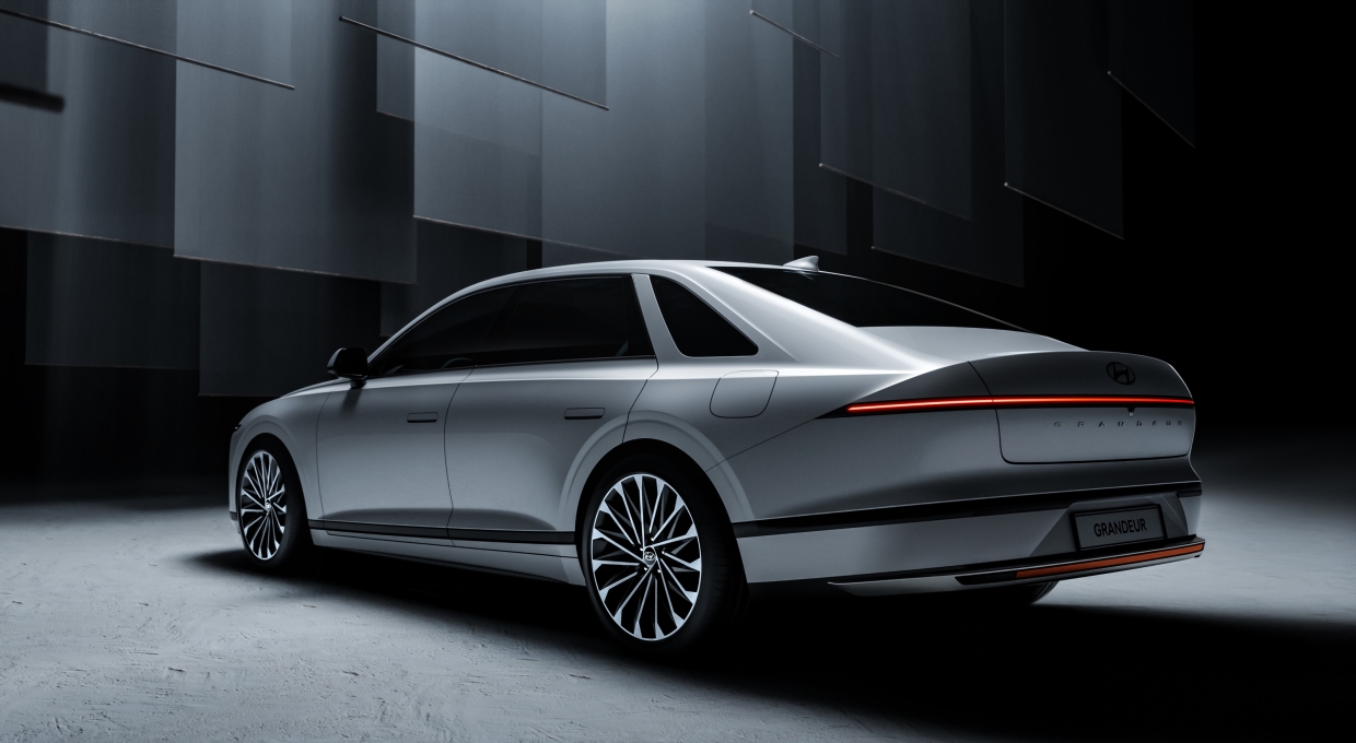 디 올 뉴 그랜저 후측면부