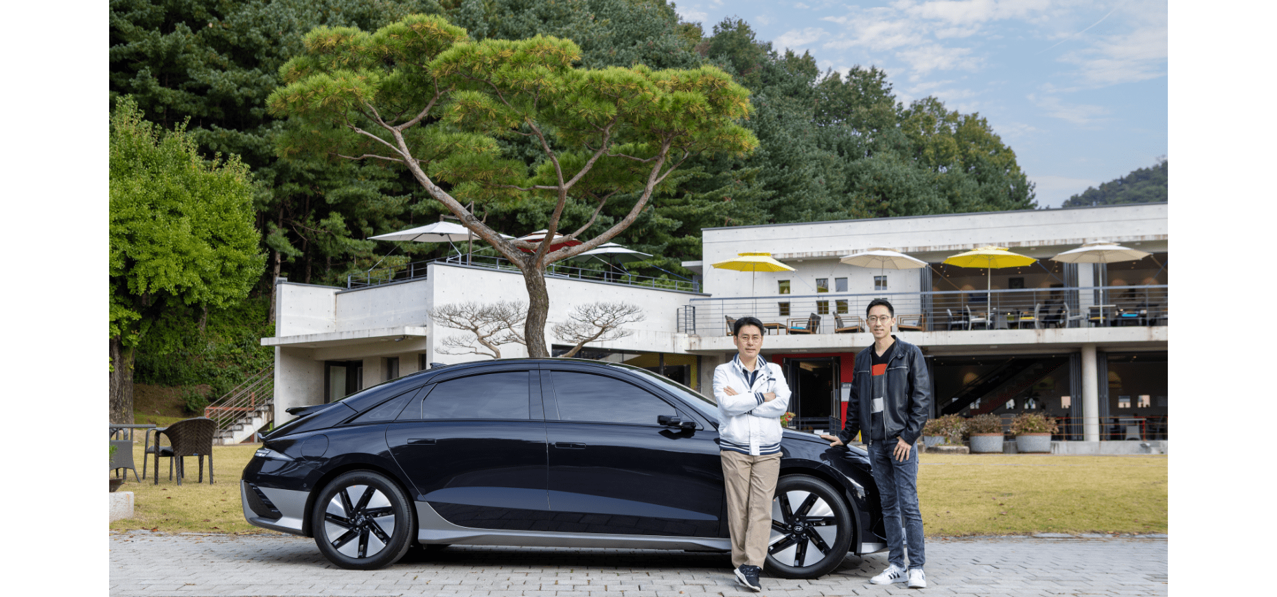 현대자동차 아이오닉 6의 NVH 및 R&H 성능을 완성한 연구원들의 모습