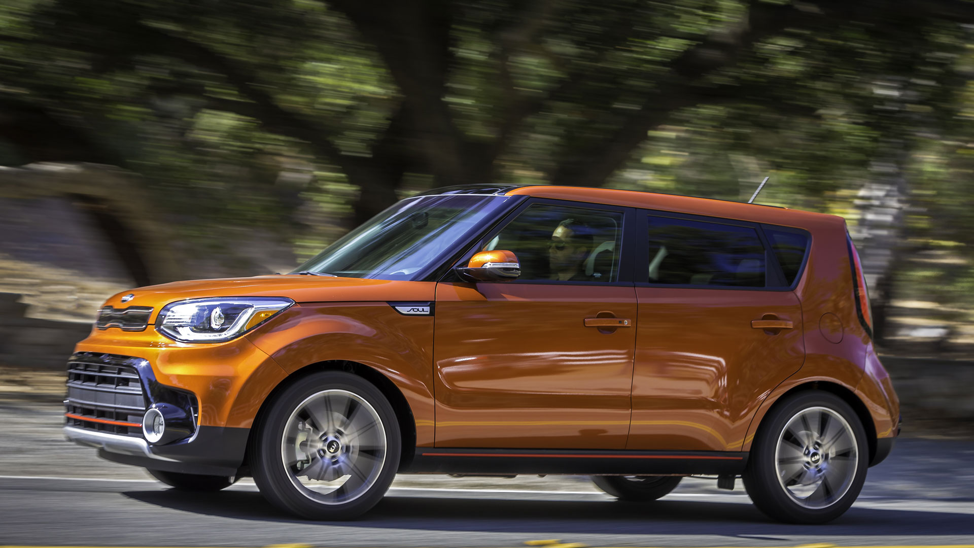 KIA SOUL RECEIVES 2017 CONSUMER GUIDE® AUTOMOTIVE BEST BUY AWARD