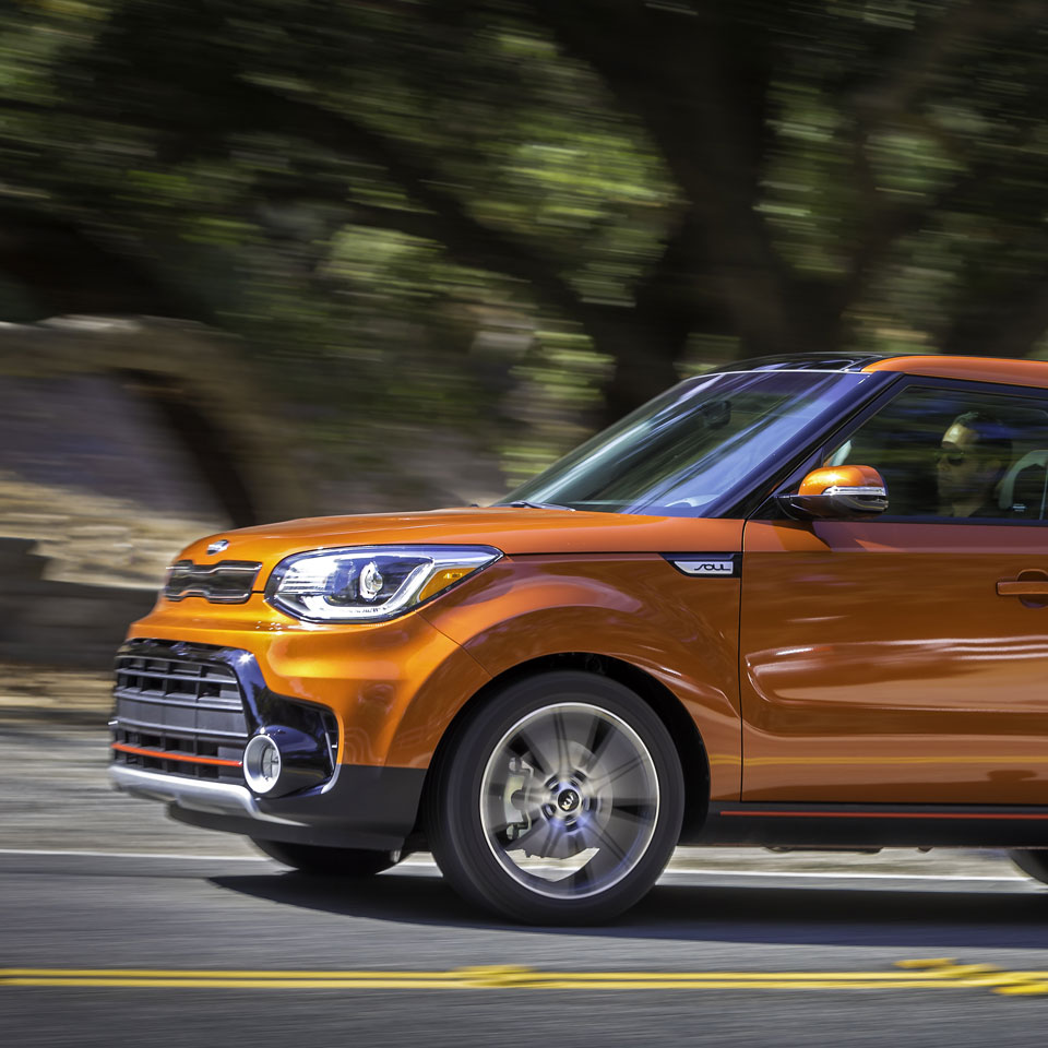 KIA SOUL RECEIVES 2017 CONSUMER GUIDE® AUTOMOTIVE BEST BUY AWARD