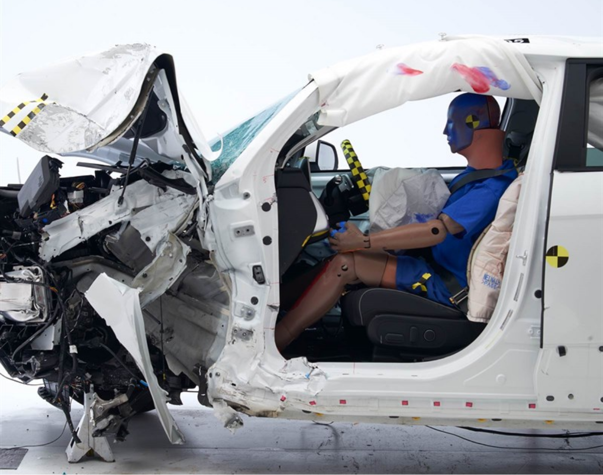 스몰 오버랩 충돌 시험