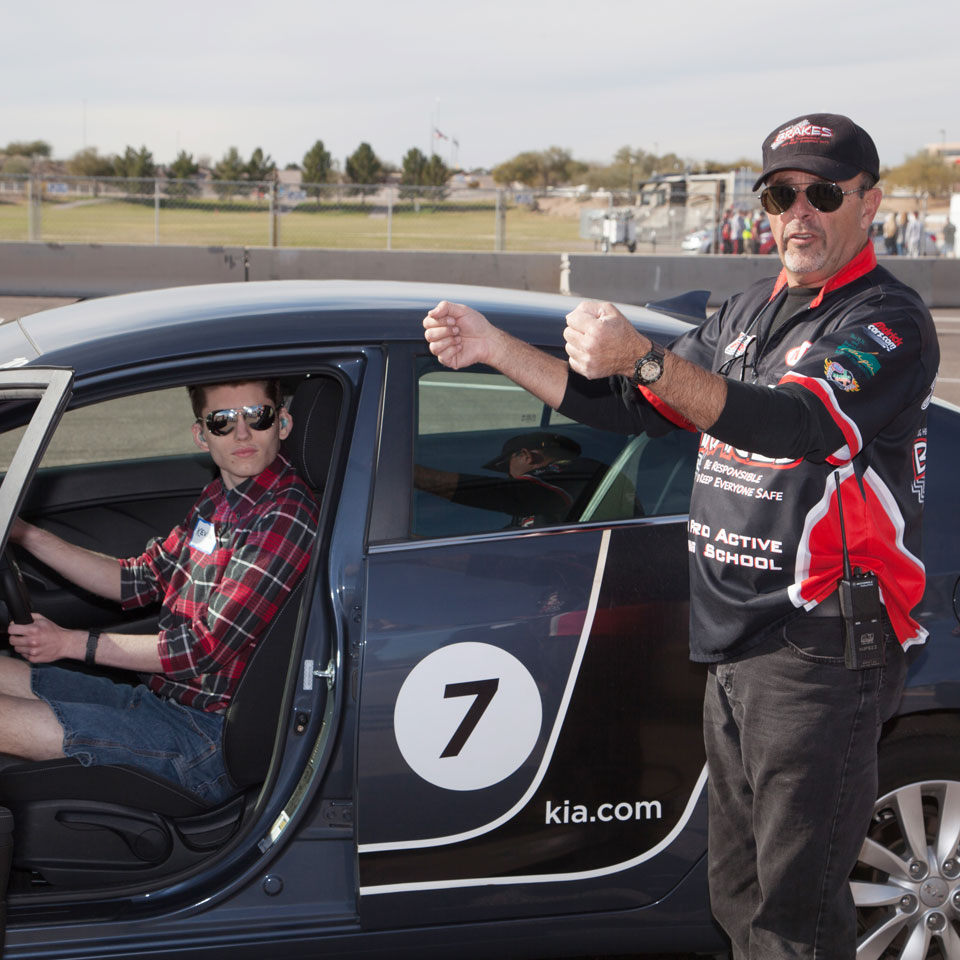 kia-motors-america-and-b-r-a-k-e-s-expand-hands-on-defensive-driving