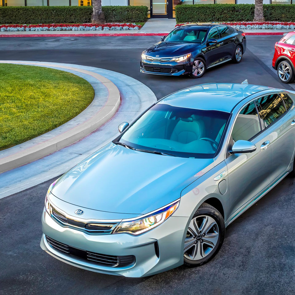 Allnew Kia Optima Hybrid unveiled at 2016 Chicago Auto Show