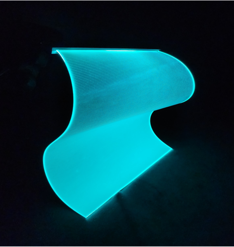 발광 상태의 라이트 가이드 필름