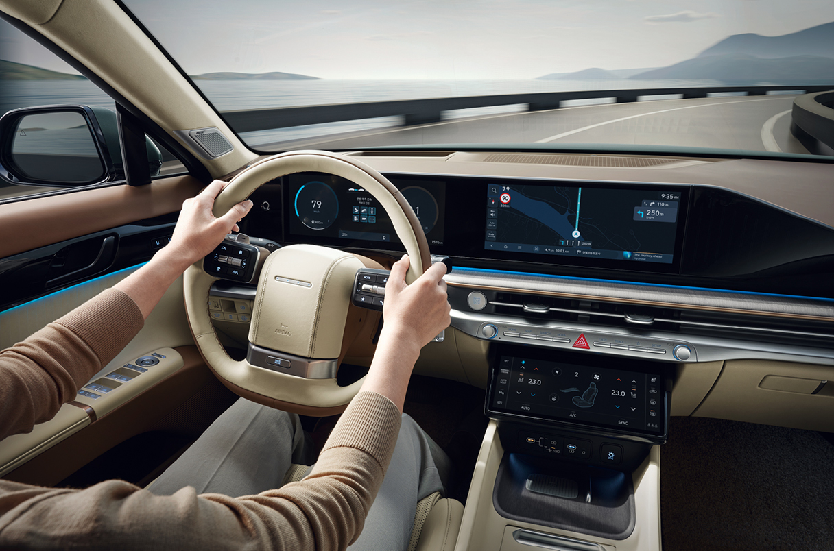 그랜저 정체 구간 특화 제어 시연 이미지