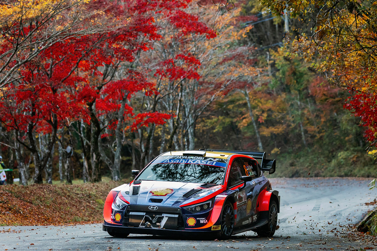 Hyundai i20 N Rally 1 running at Rally Japan
