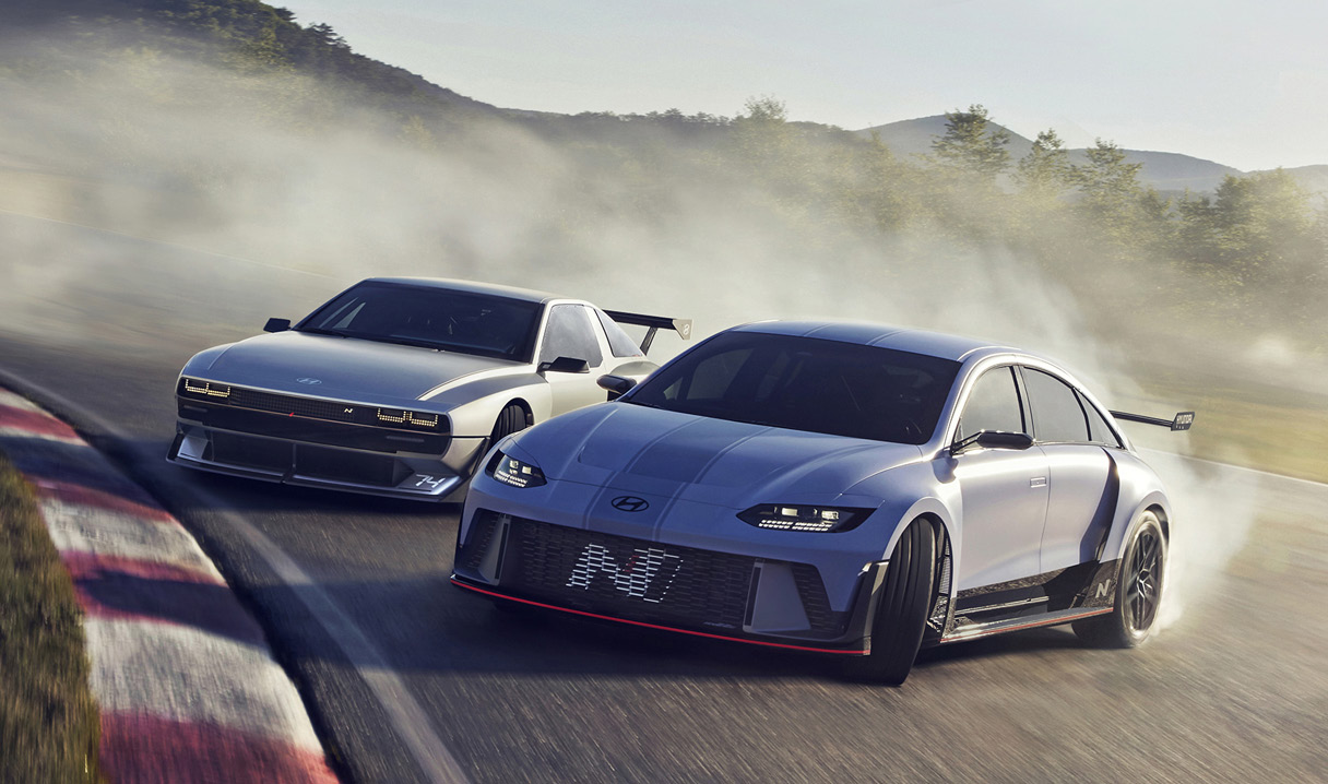RN22e and N Vision 74 drifting, the Rolling Lab project of Hyundai Motor Company’s N brand