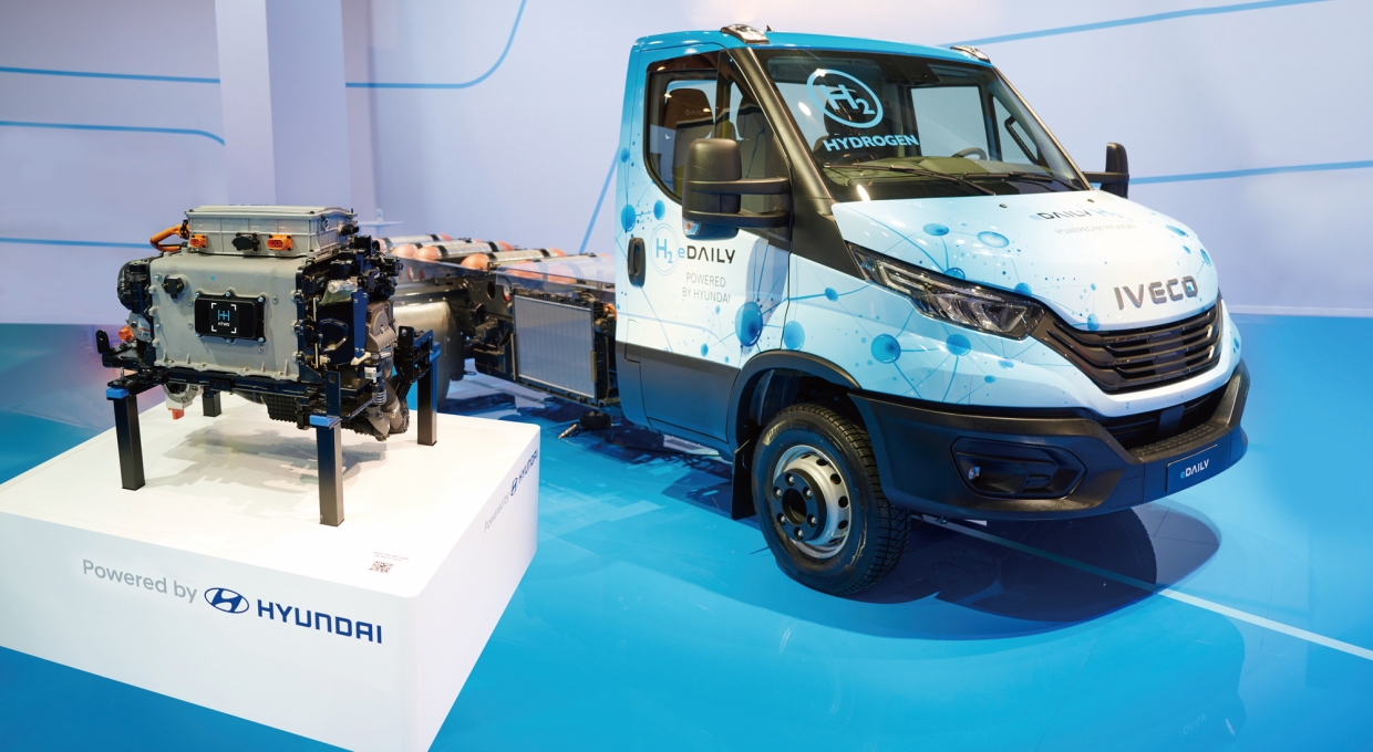 이베코그룹의 e데일리 수소전기차 전측면부