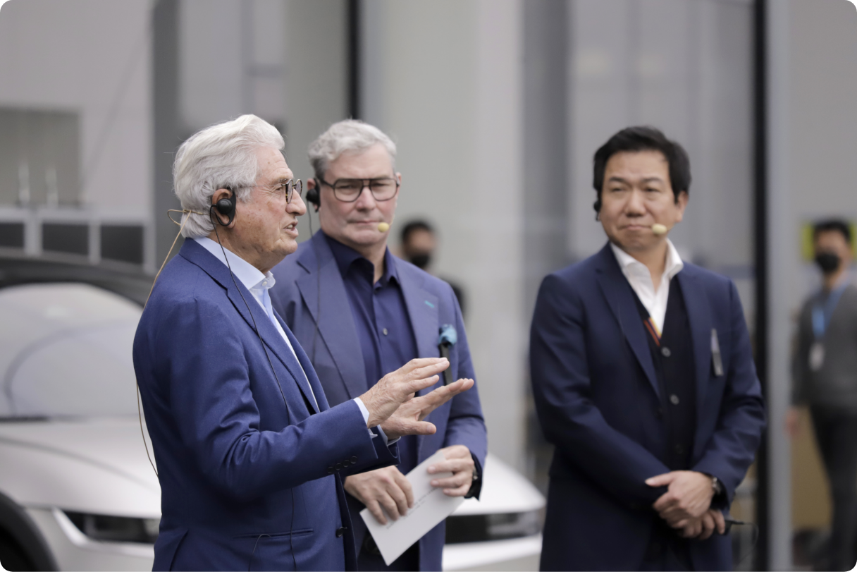 Giorgetto Giugiaro, Luc Donckerwolke, Chief Creative Officer of Hyundai Motor Group, and Sang-yup Lee, Executive Vice President and Head of Hyundai Motor's Global Design Center, giving a presentation at Hyundai Design Center
