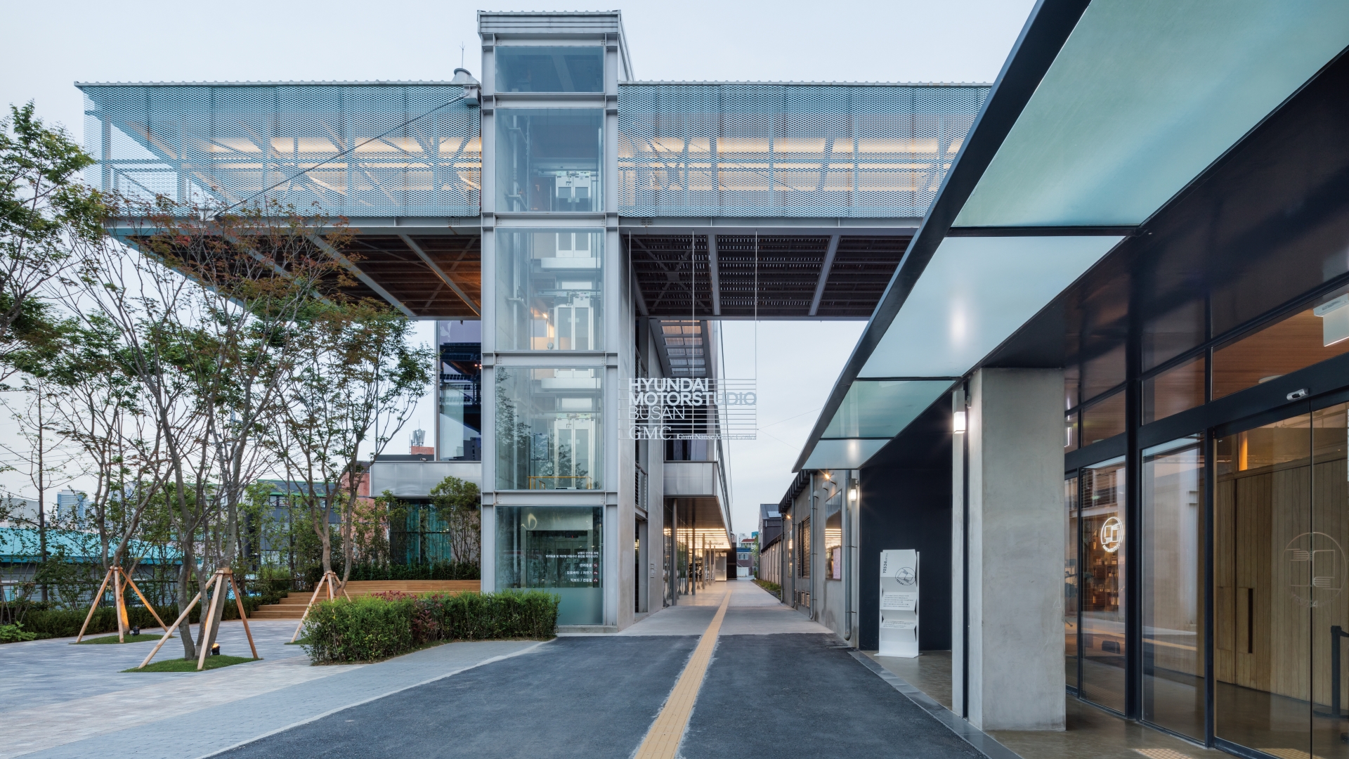 현대 모터스튜디오 부산 전경