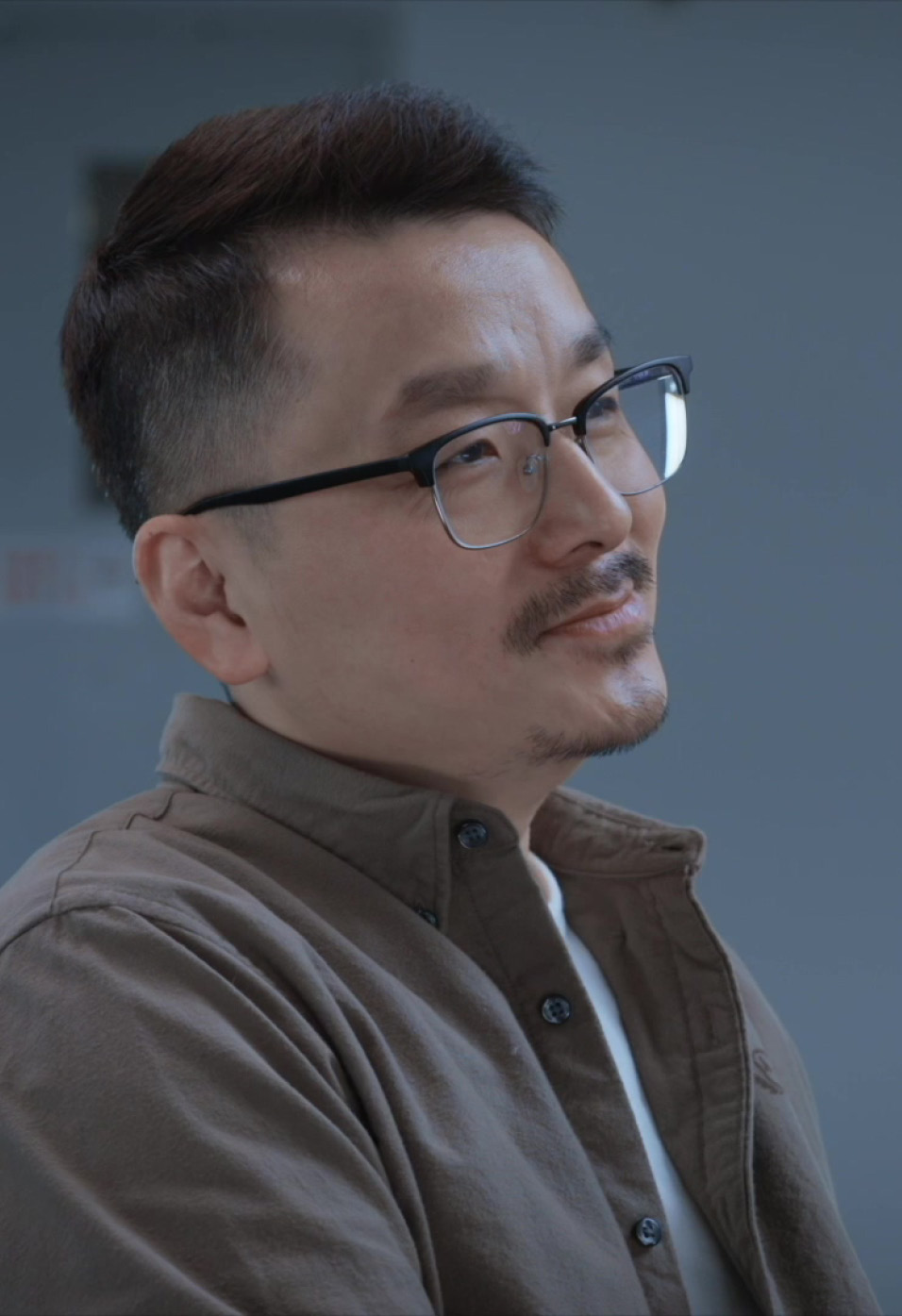 수소에너지에 대해 이야기를 전달하고 있는 쑨타오 씨의 모습 이미지