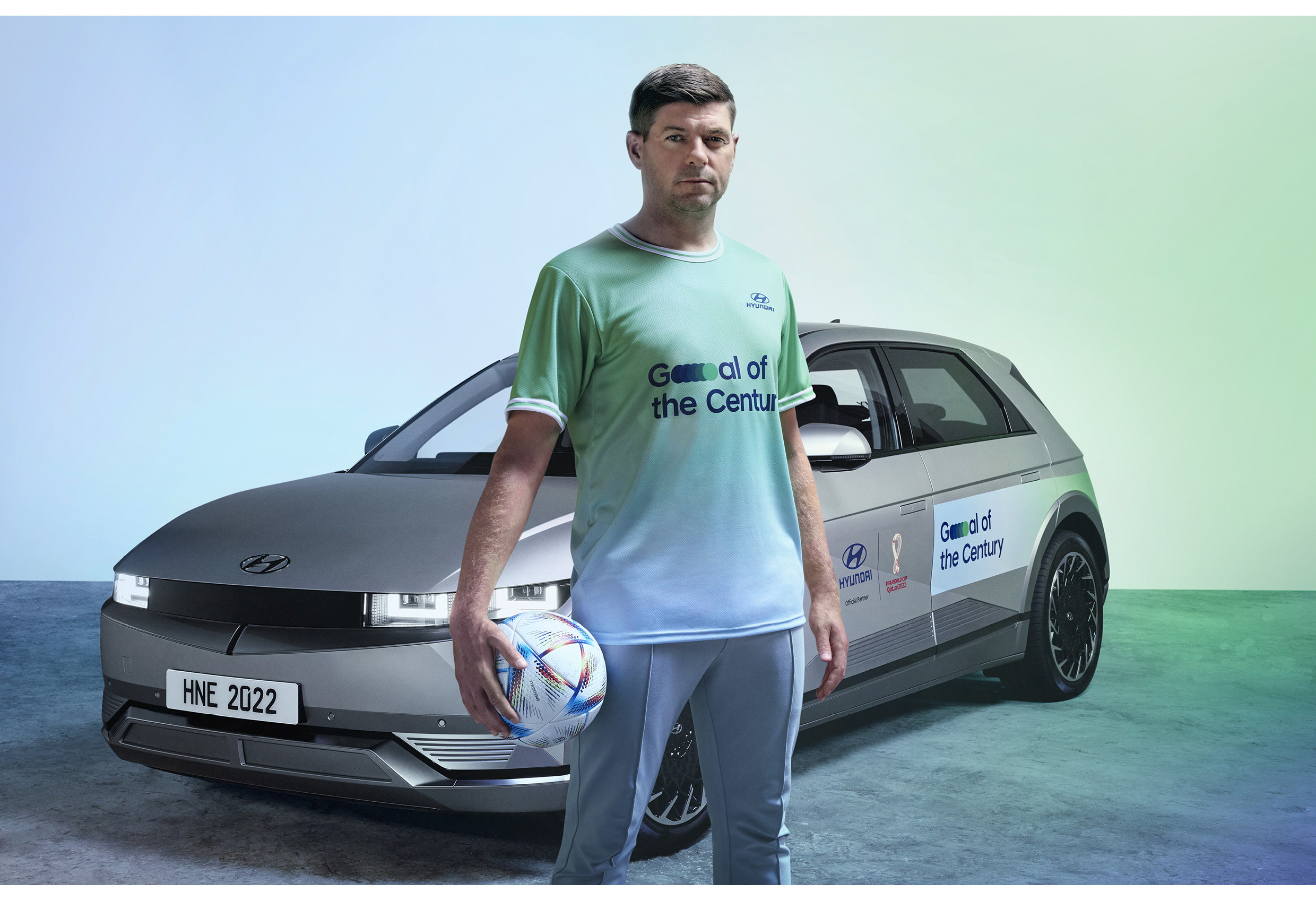 2022 카타르 월드컵을 기념해 현대차가 진행한 세기의 골 캠페인을 소개하는 사진