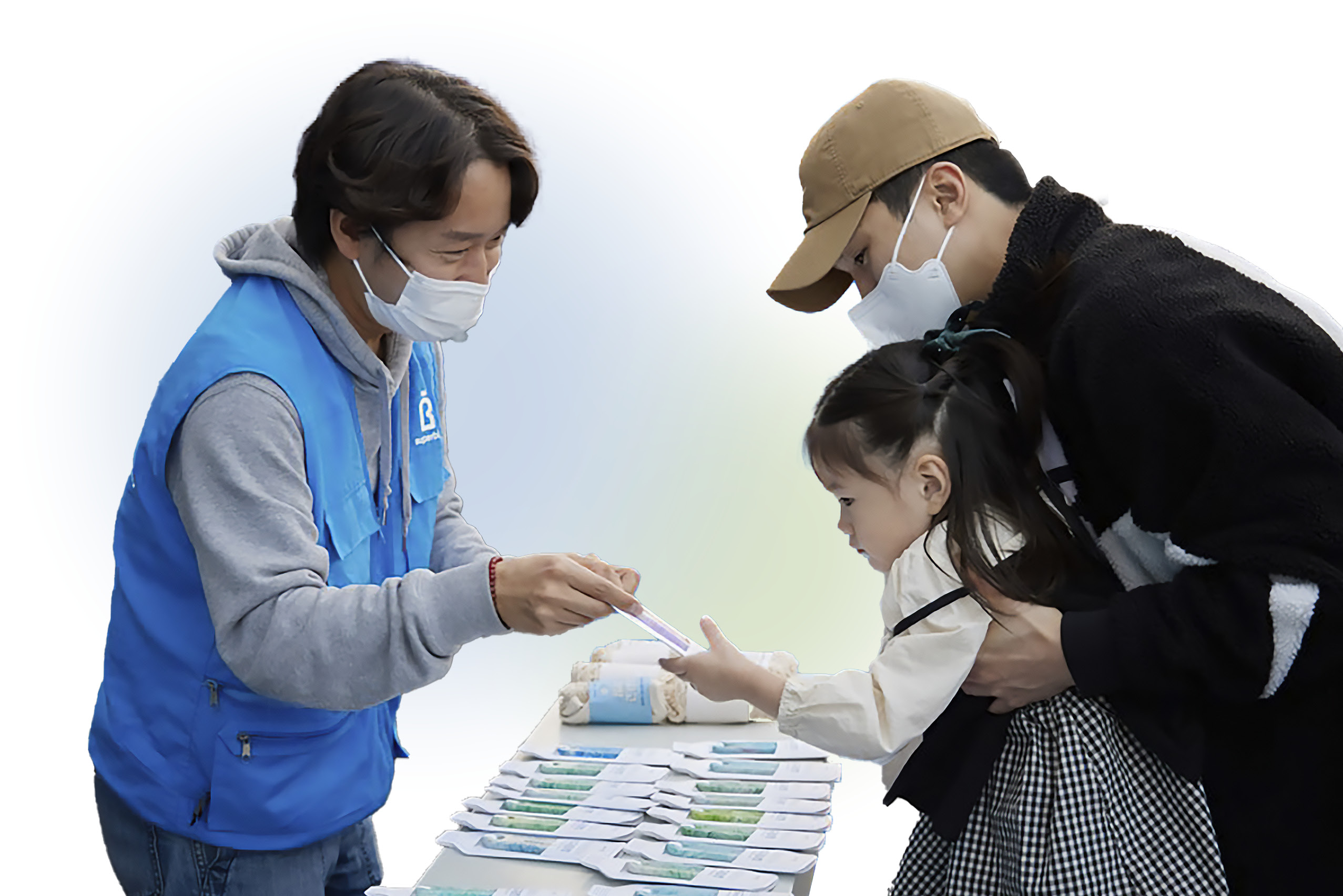 A child participating in the Supercube event