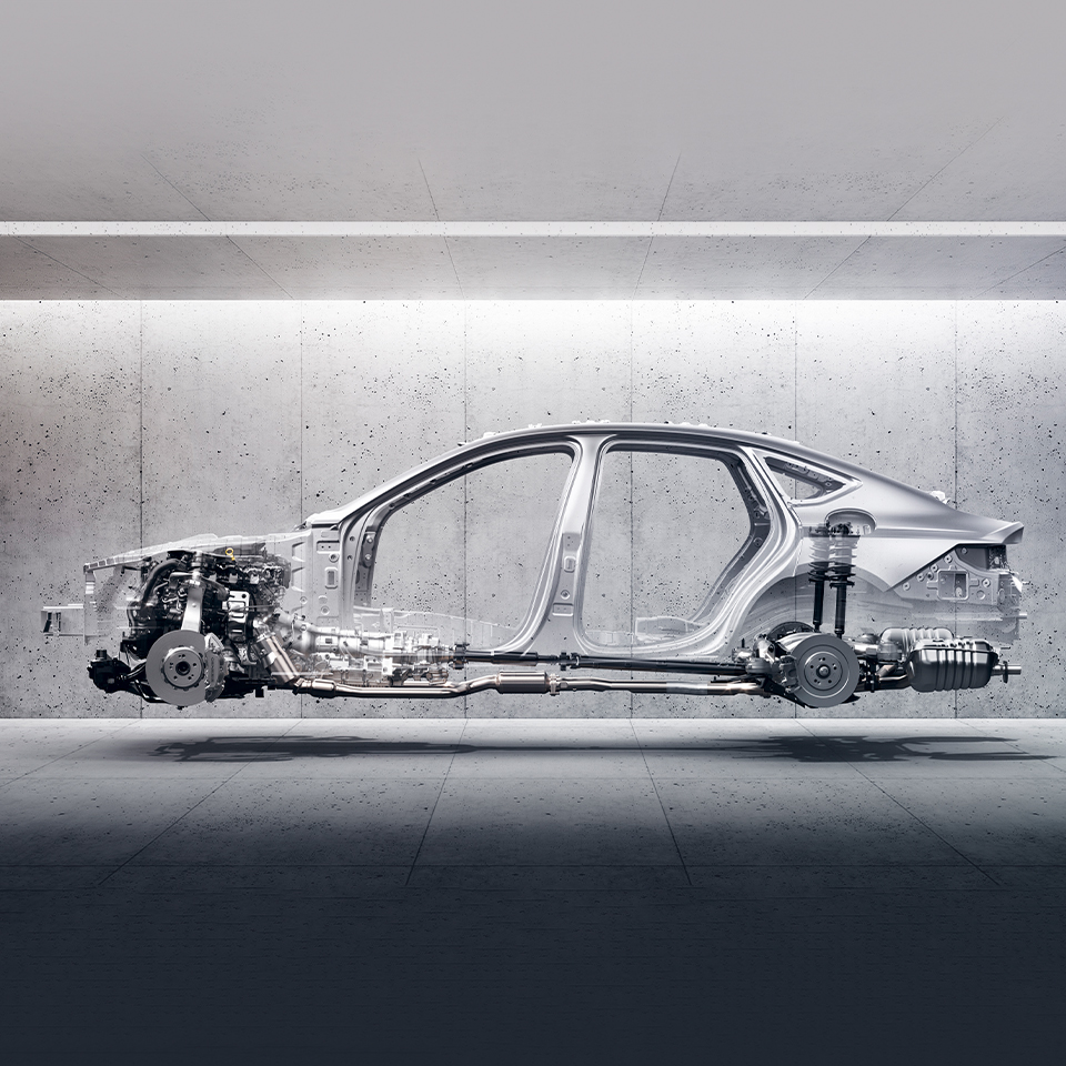 A photo highlighting the body and chassis of the Genesis G80