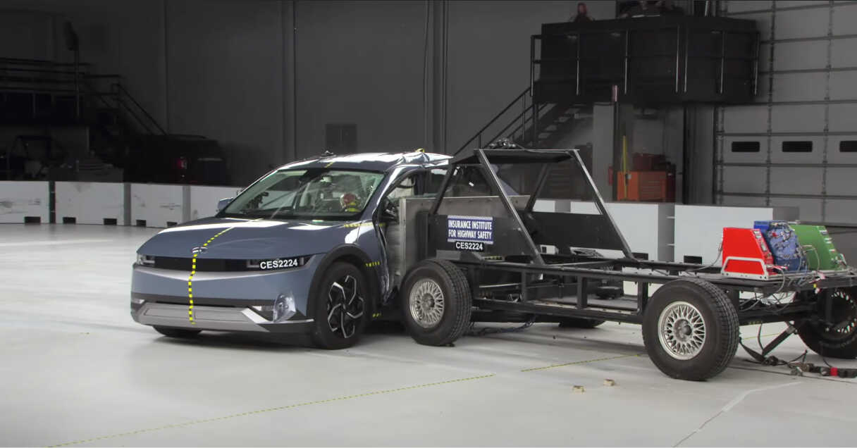 Hyundai Motor Group E-GMP based electric vehicle crash test