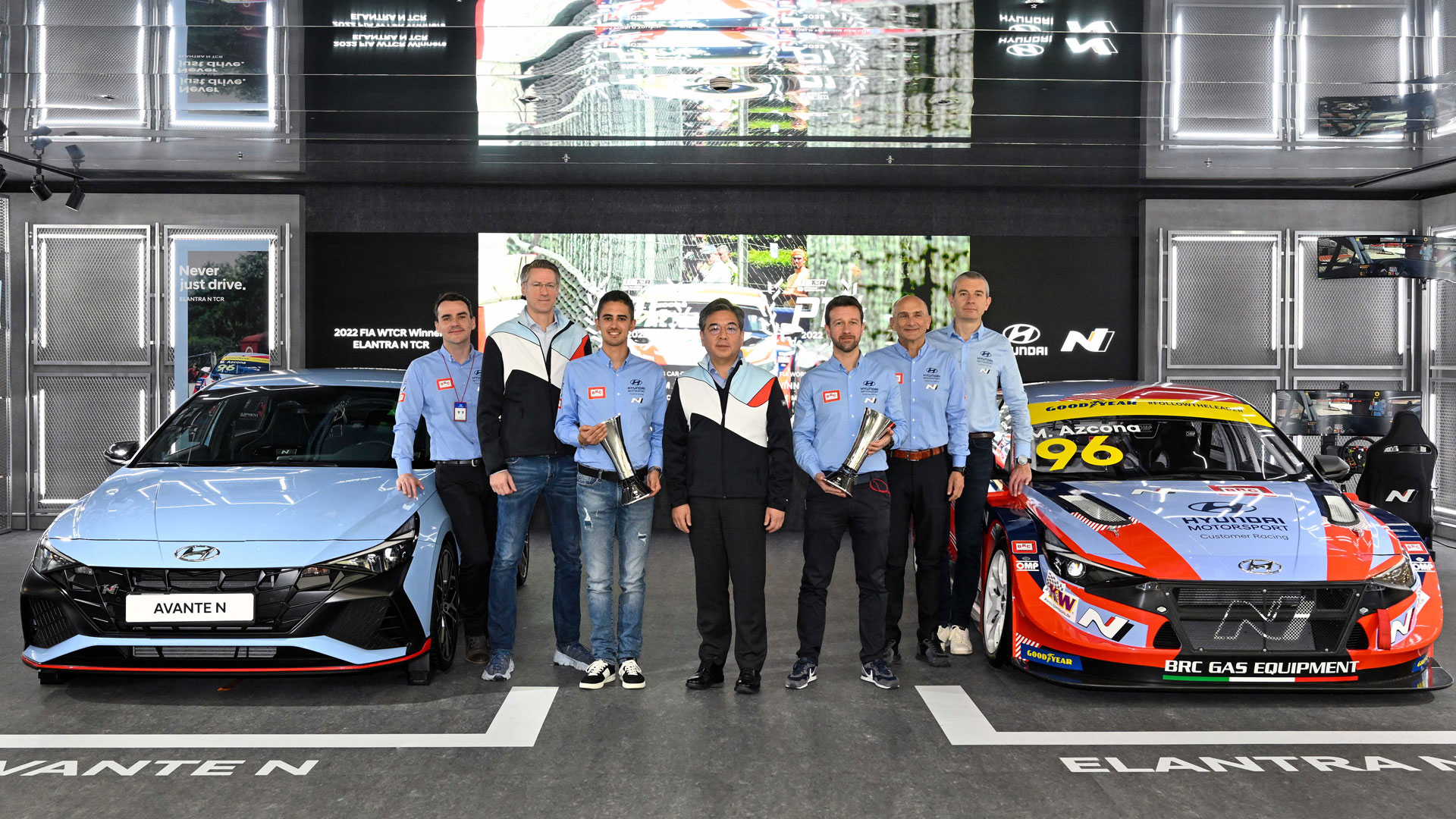 현대자동차 2022 WTCR 더블 챔피언 기념, 임직원 대상 ‘드라이버와의 만남’ 개최