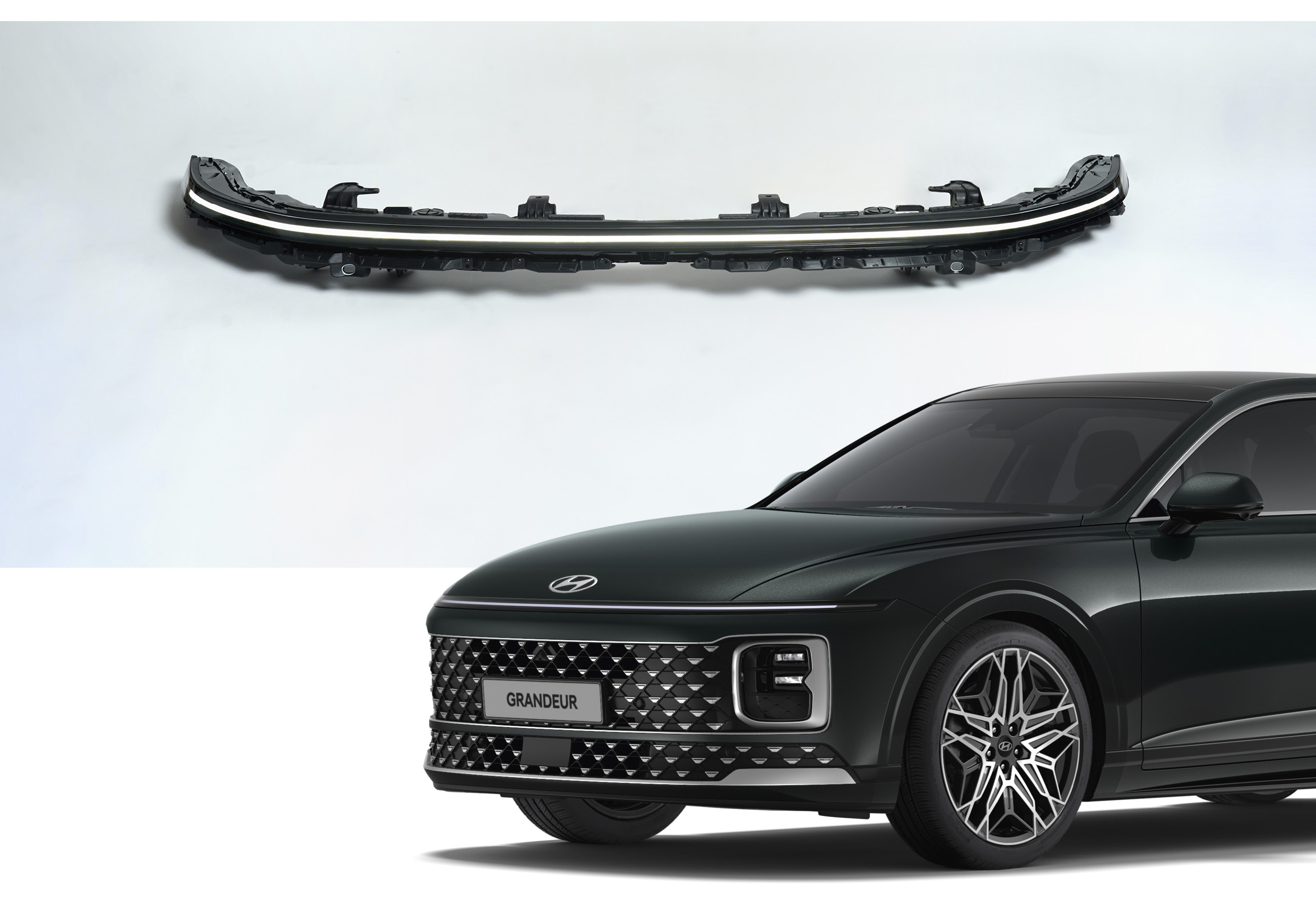 7세대 그랜저의 전면부 디자인과 심리스 호라이즌 램프의 일체형 부품