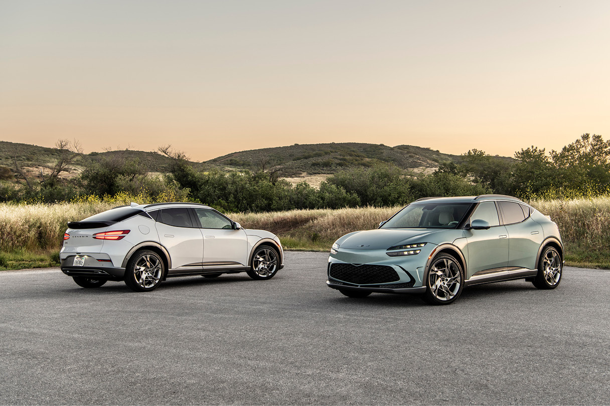 미국에 판매되는 제네시스 GV60 전측면, 후측면 모습