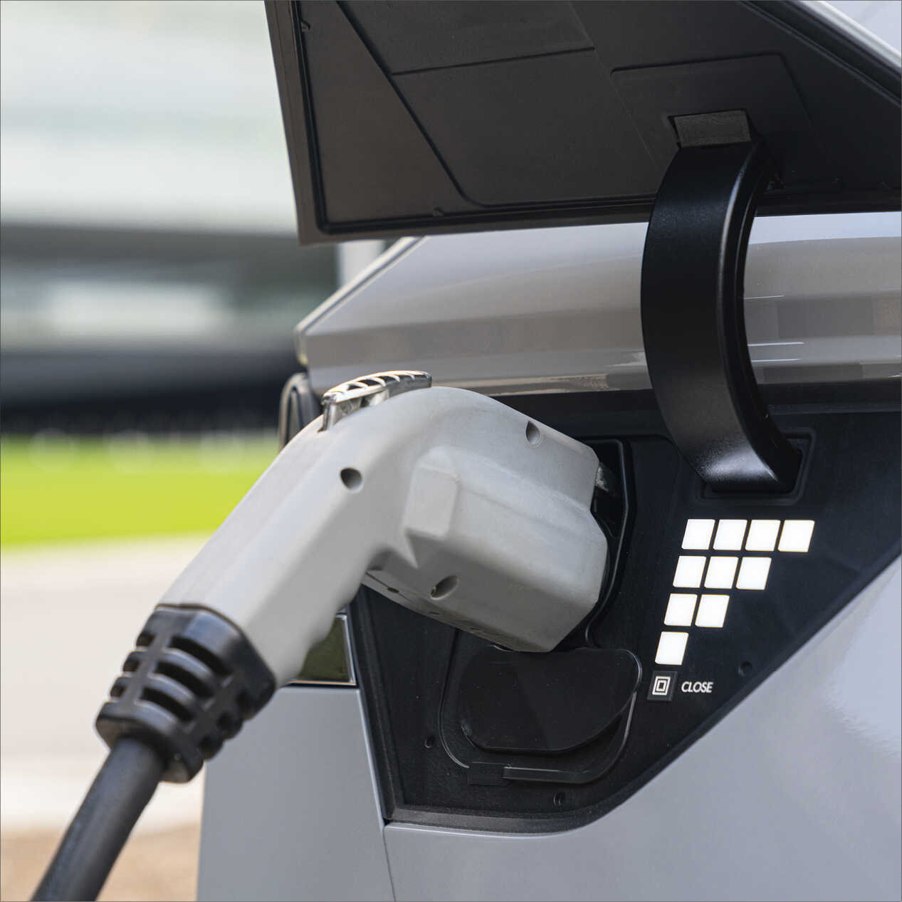 아이오닉 5의 충전 커넥터 모습