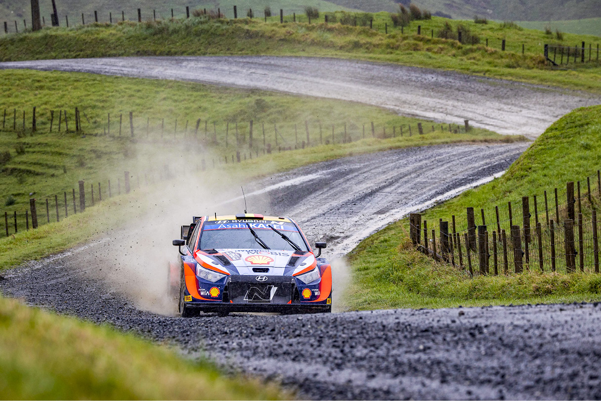 레코노상즈 중인 경주차의 모습