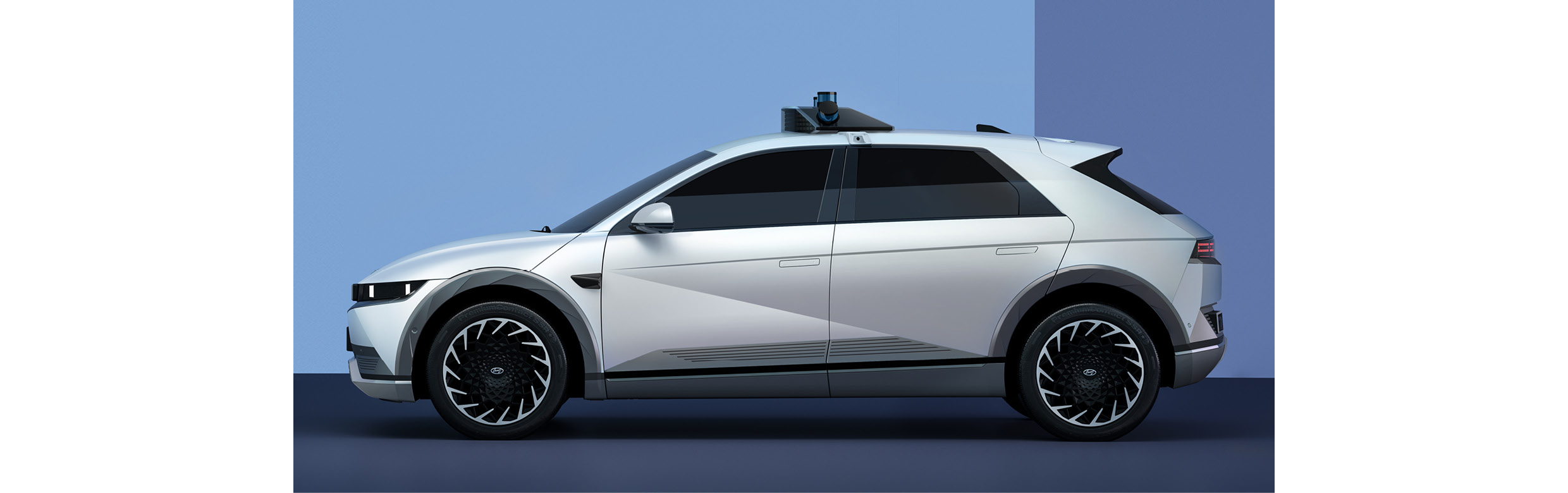 Appearance of Ioniq 5 equipped with devices for implementing autonomous driving technology