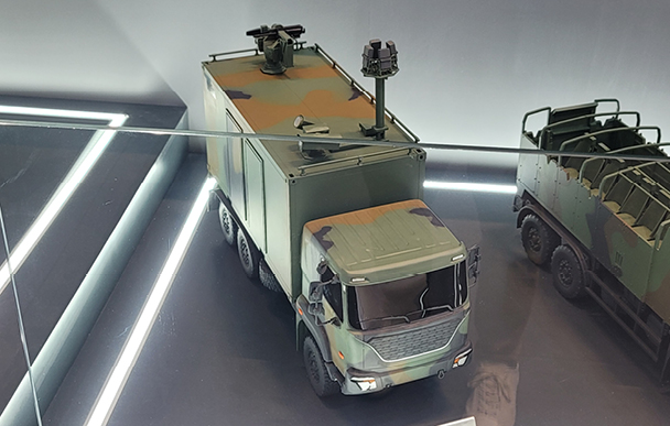 기아의 차량에 탑재된 안티 드론 시스템