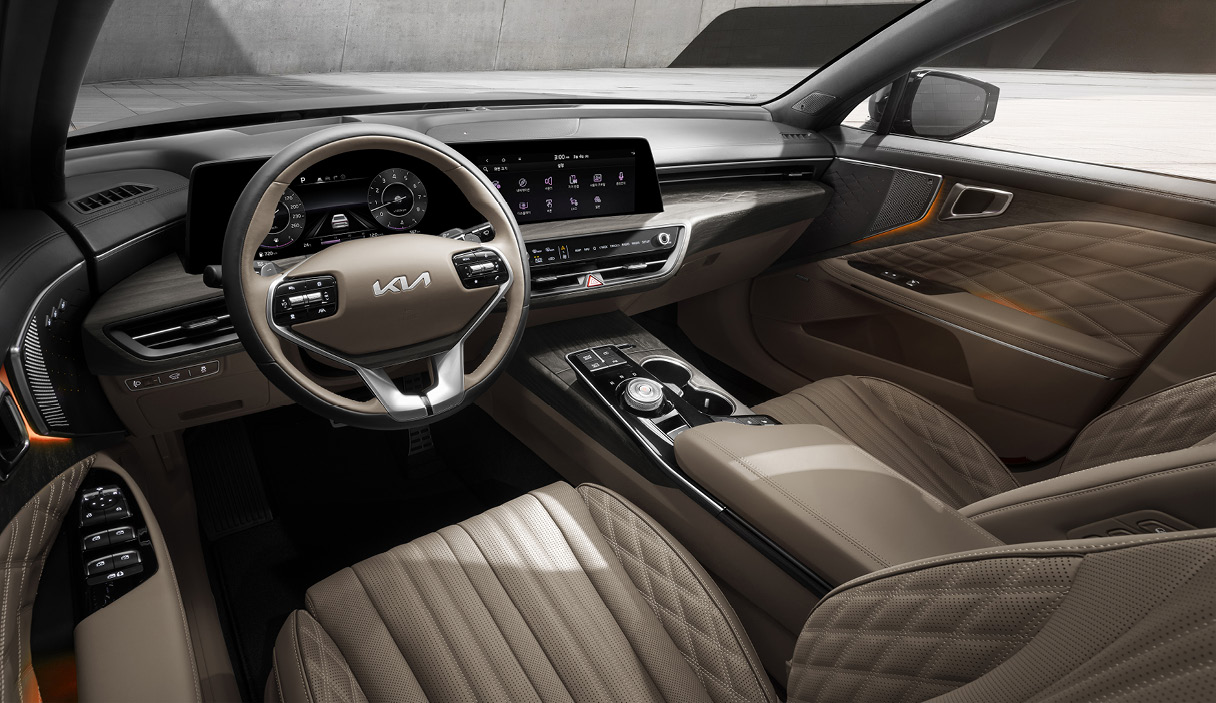 Interior of Kia K8 with Ergo motion seats