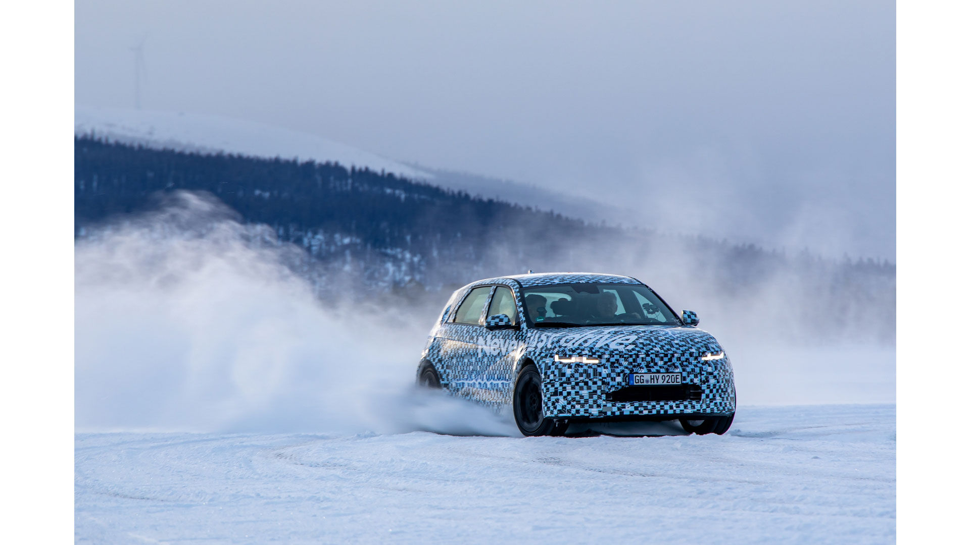 -30° Celsius North! Hyundai’s IONIQ 5 N High–performance EV Prototype Conquers Extreme Arctic Environment