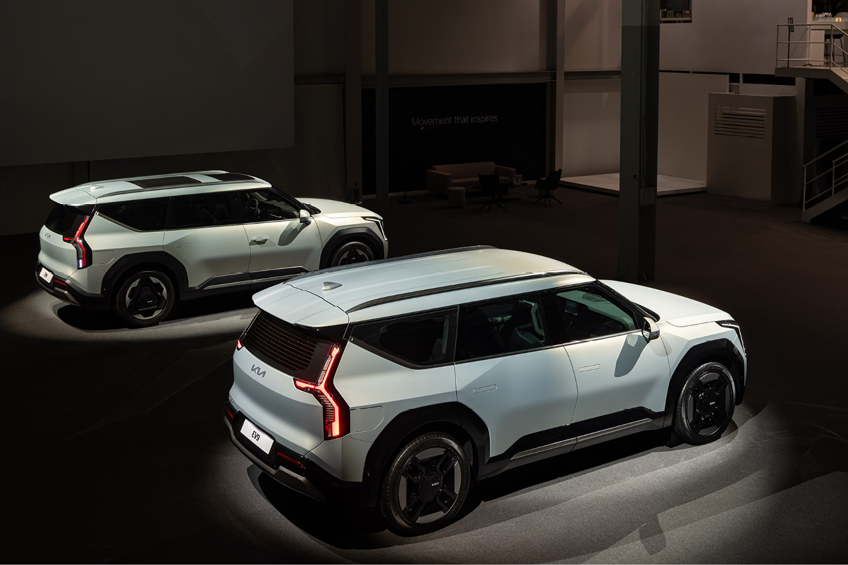 기아 EV9 후측면