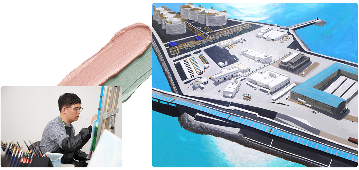 캔버스에 그림을 그리고 있는 김태완 작가의 옆모습과 그의 작품 power of hyundai