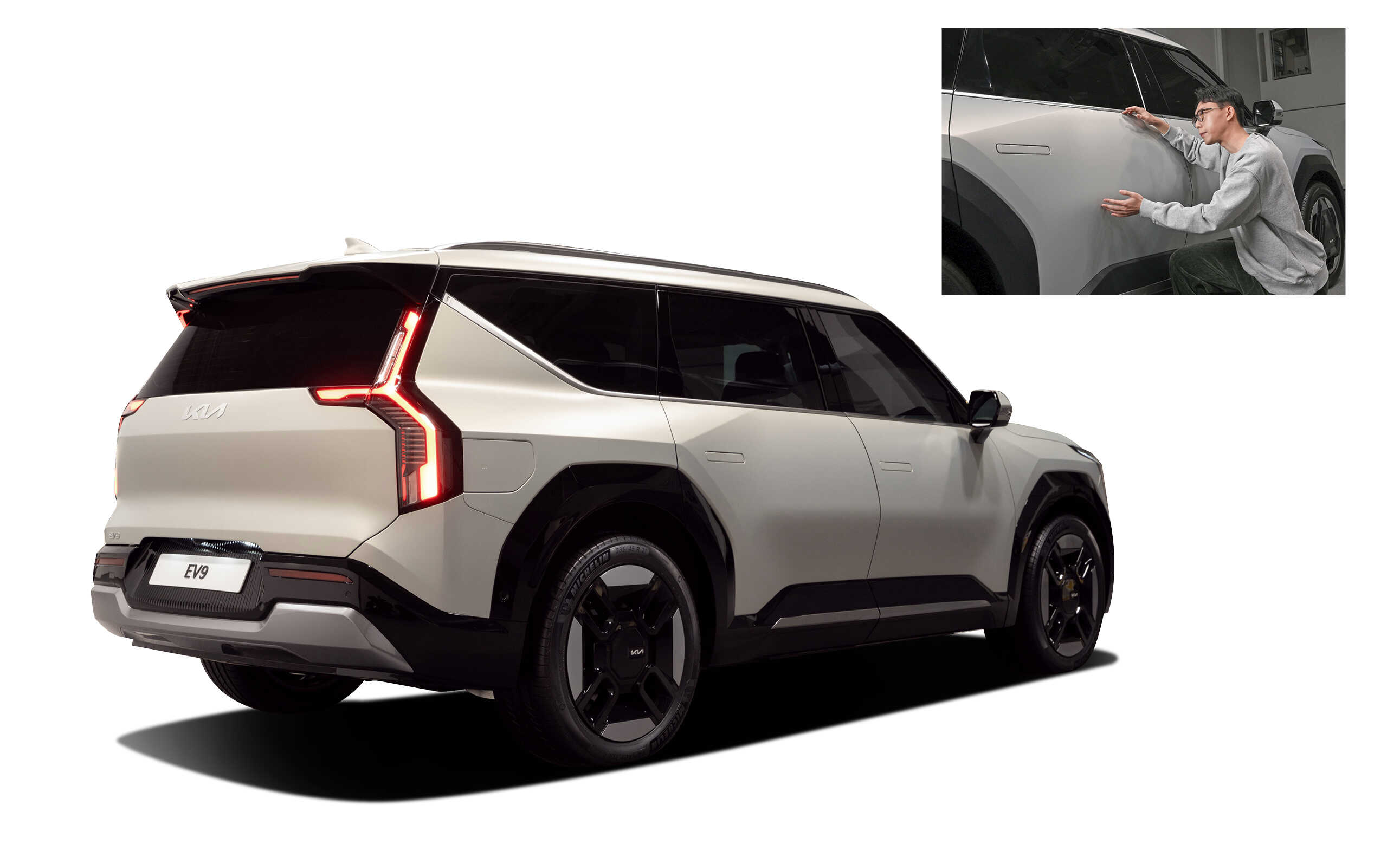 Side view of Kia EV9 and its exterior designer