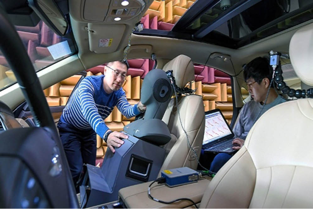 RANC 기능을 연구하는 모습