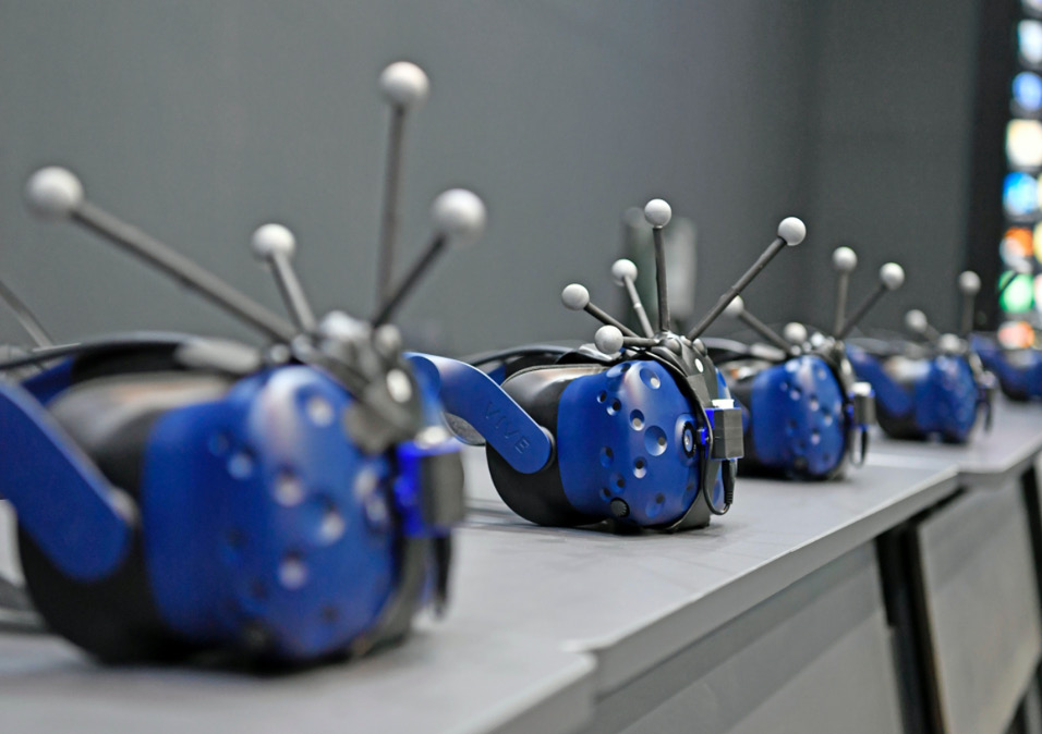 VR equipment used in the design evaluation process