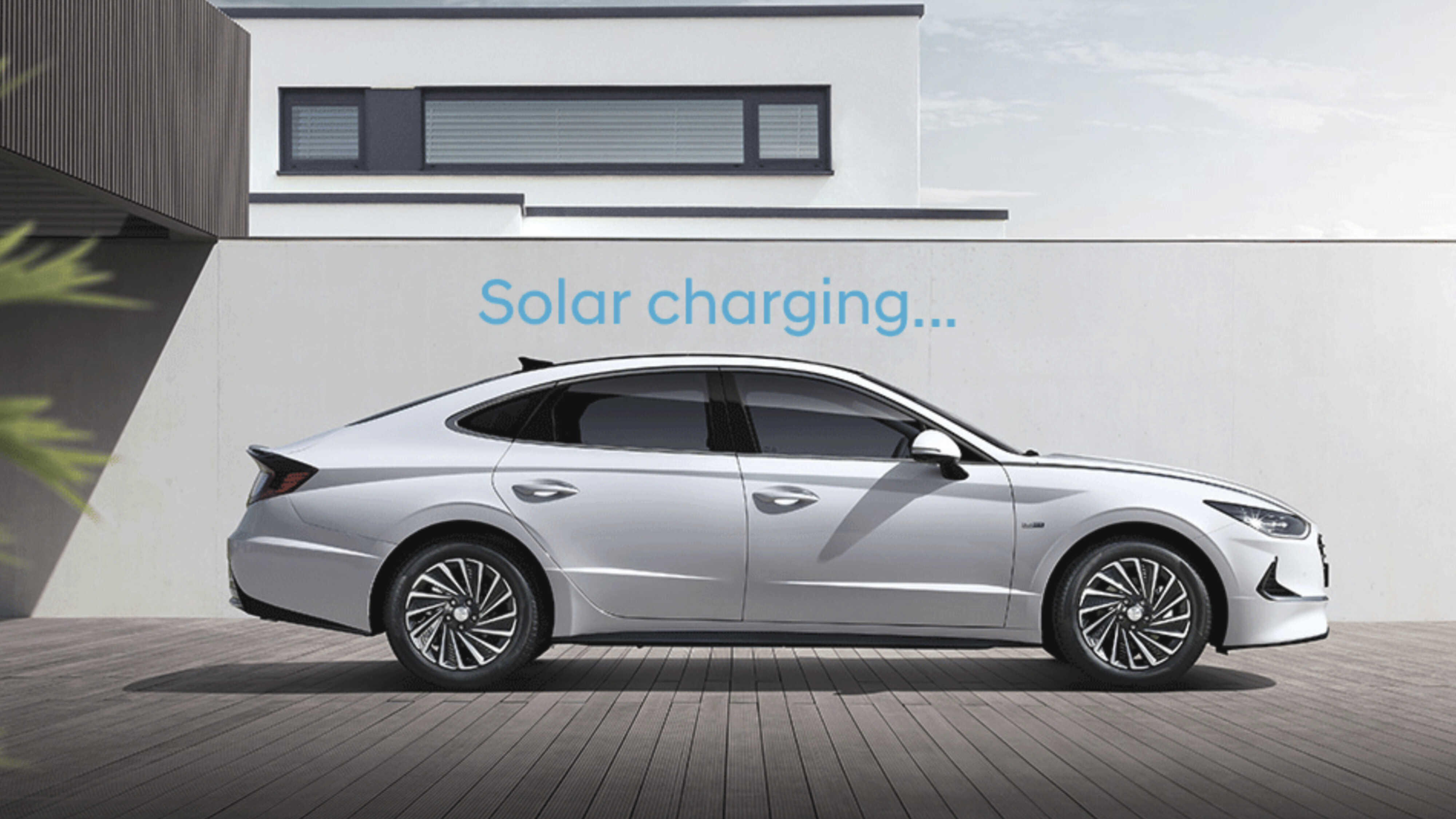 Sonata Hybrid Charging Battery via Solar Roof Equipment