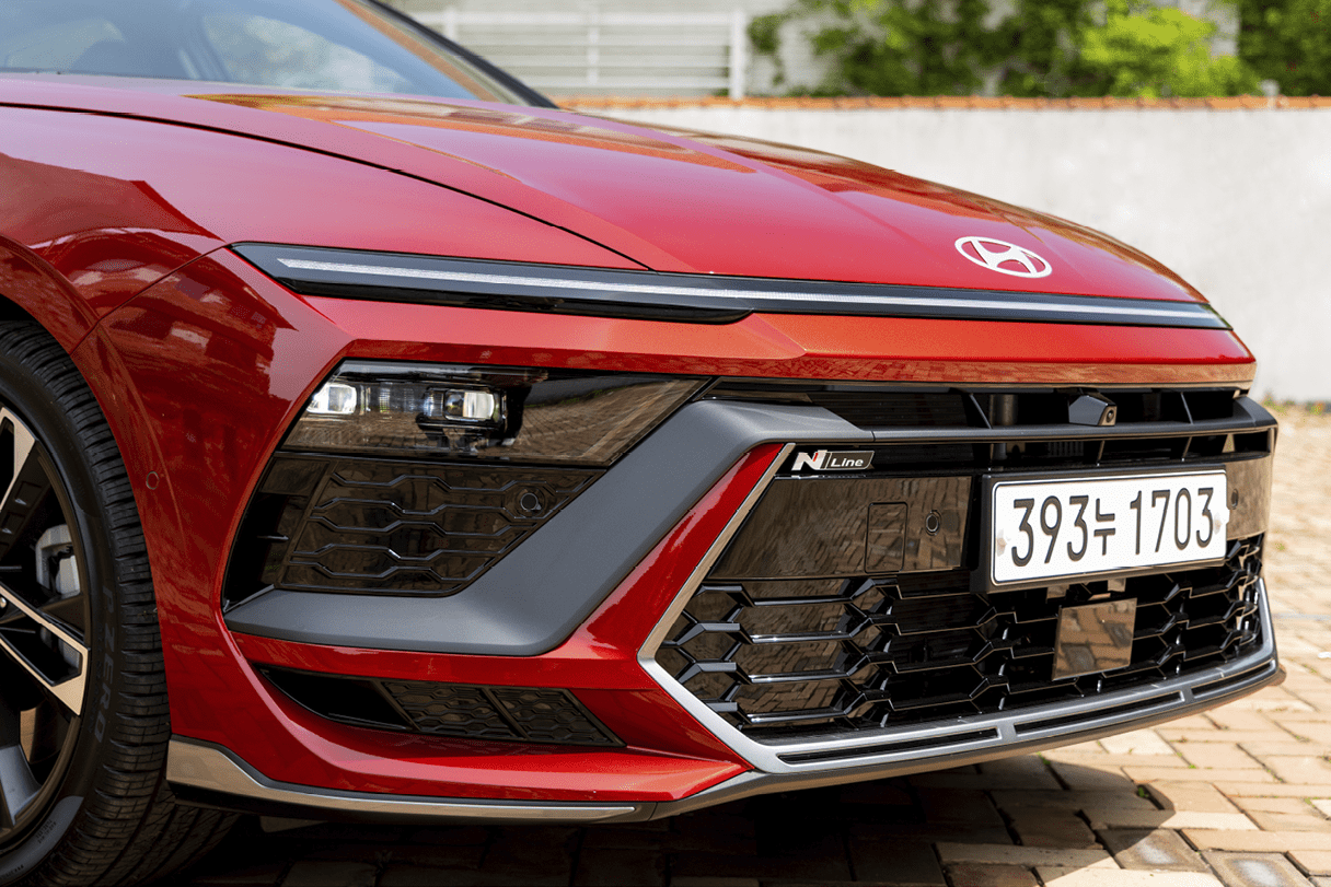 쏘나타 디 엣지 N 라인 2.5 터보의 전면부 모습