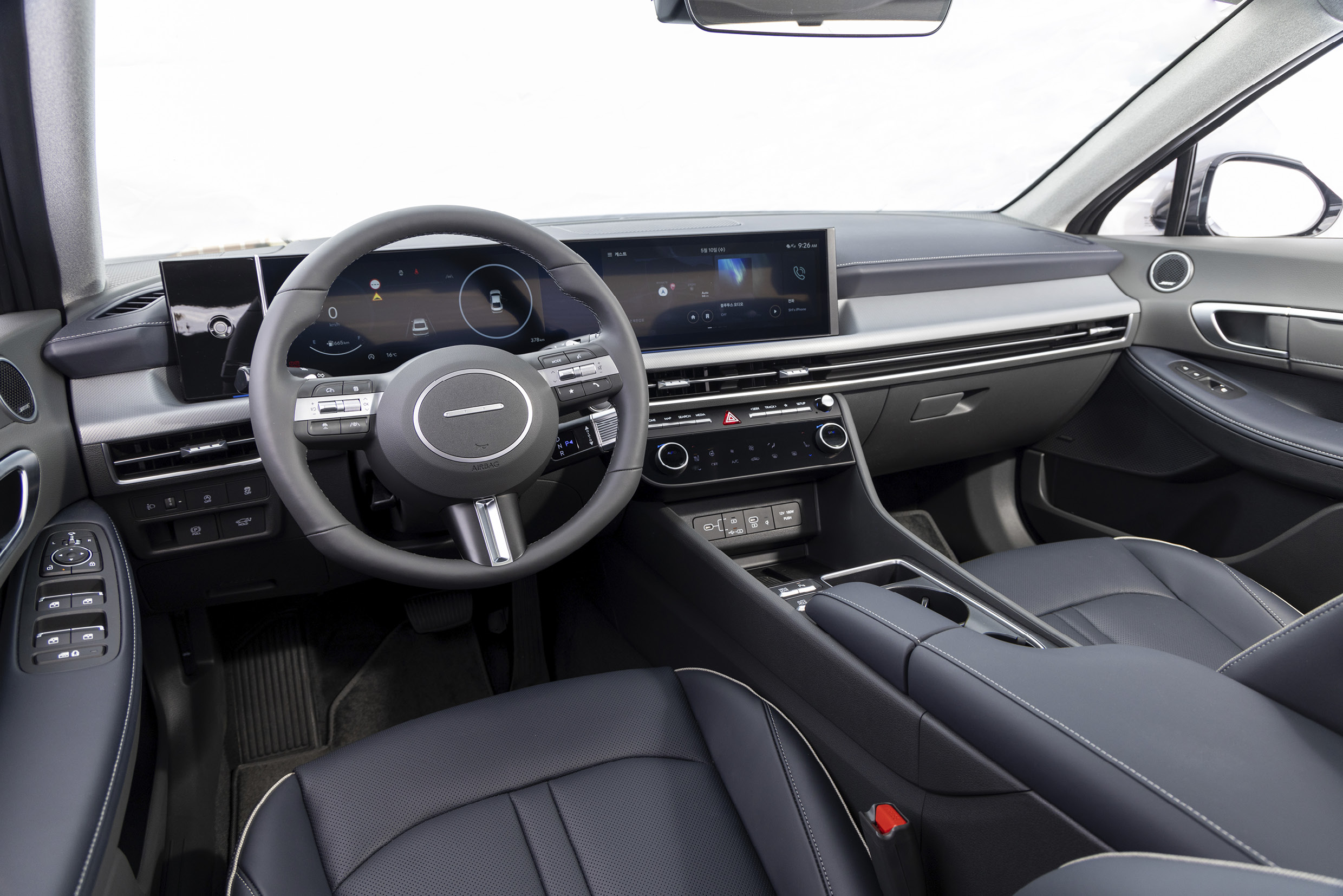 The interior of the Hyundai Sonata The Edge