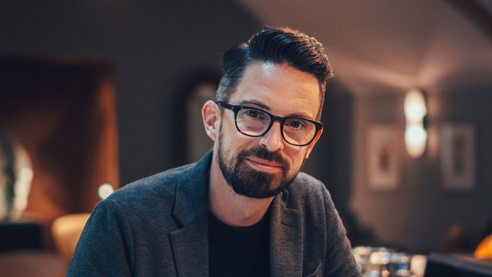 기아, 외장 디자인 전문가 ‘존 버킹햄’ 영입-main