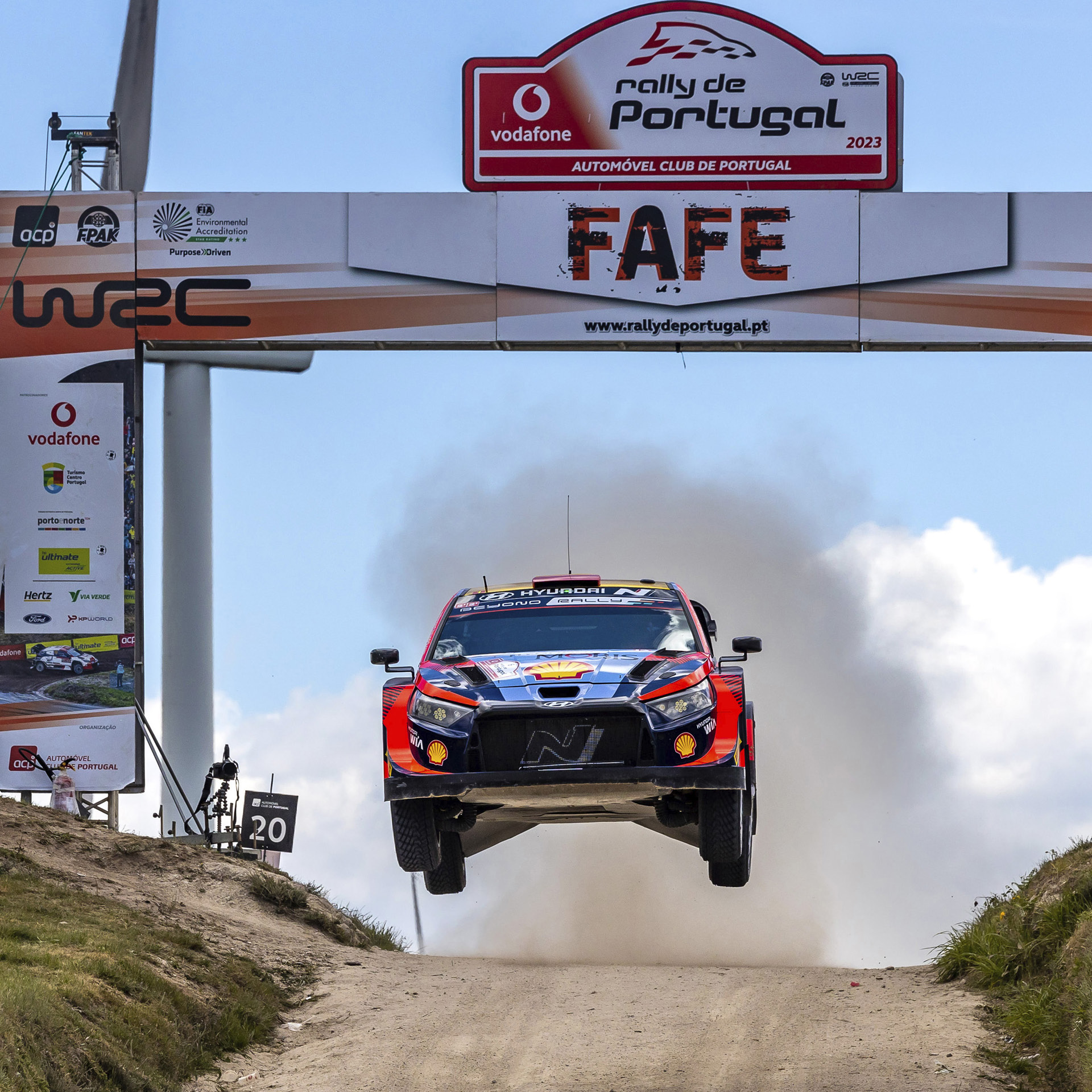 Hyundai i20 N Rally 1 running at Rally Portugal